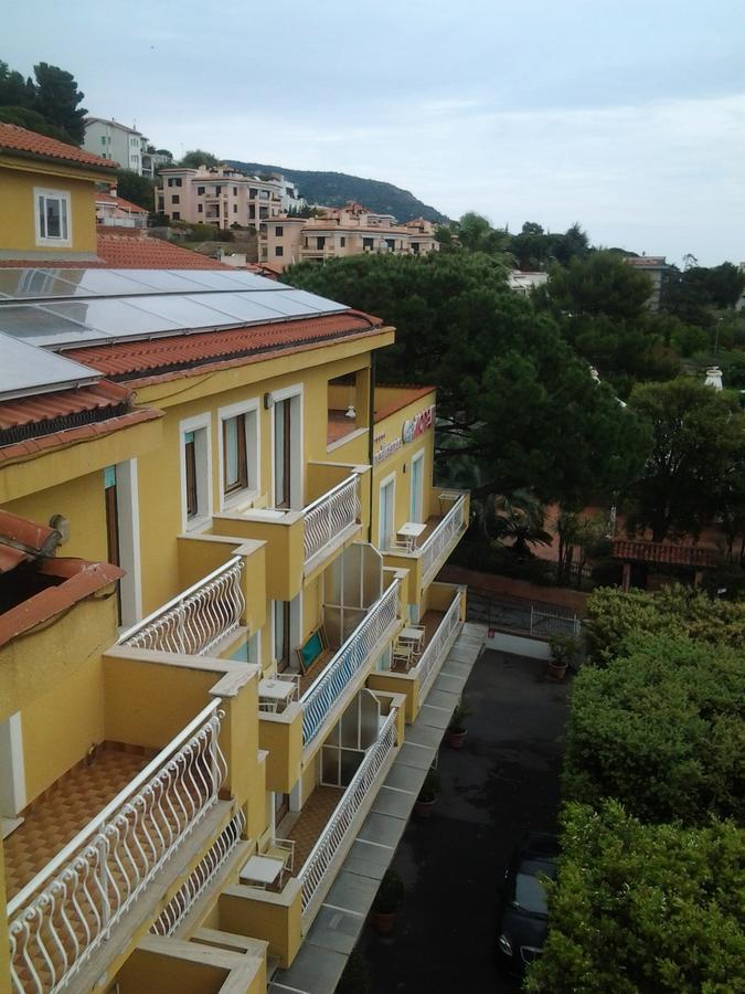 Residence I Morelli Pietra Ligure Exterior foto